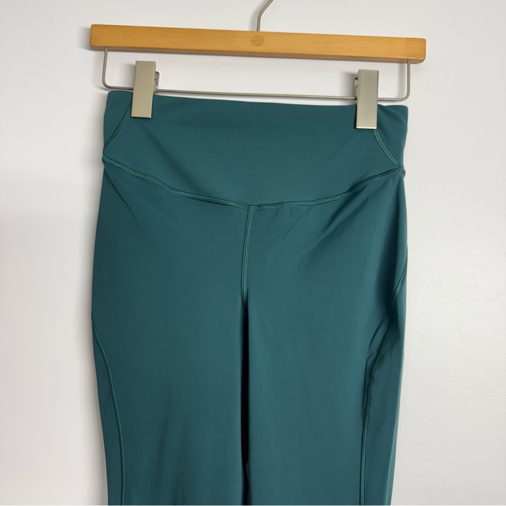 Lululemon Base Pace High-Rise Crop 23" - Green Jasper - Picture 2 of 8